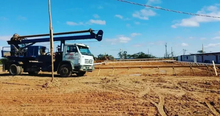 Estaca escavada mecanicamente Zona Leste