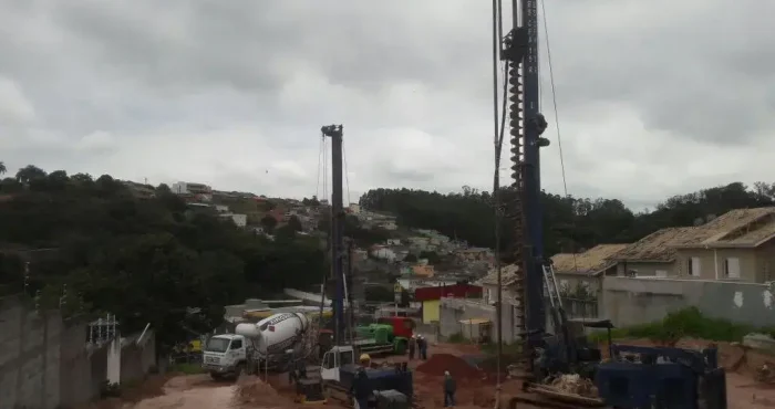 Estaca hélice continua preço