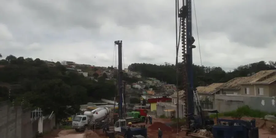 Estaca hélice continua preço