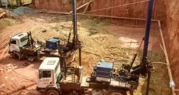 Estacas escavadas em Marilia