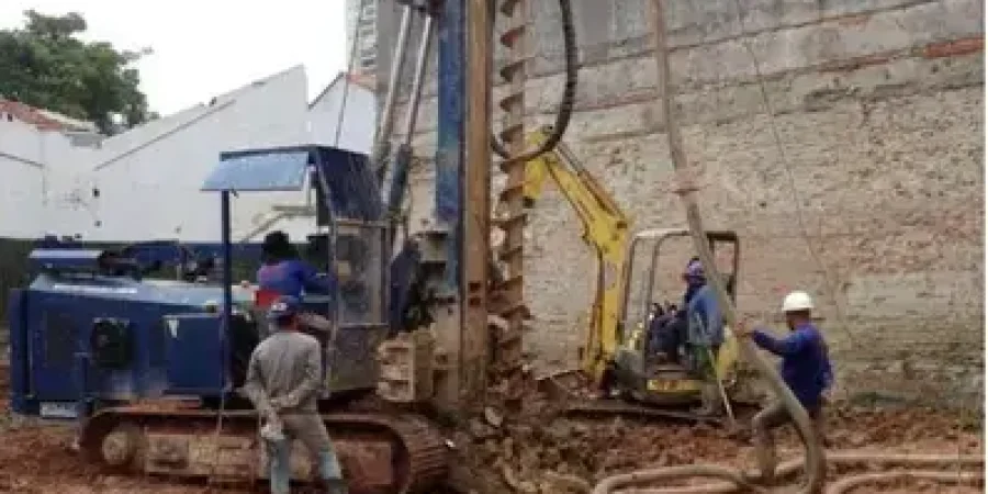 Execução de estaca escavada Zona norte