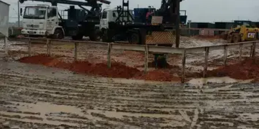 Execução de estaca escavada Zona Sul
